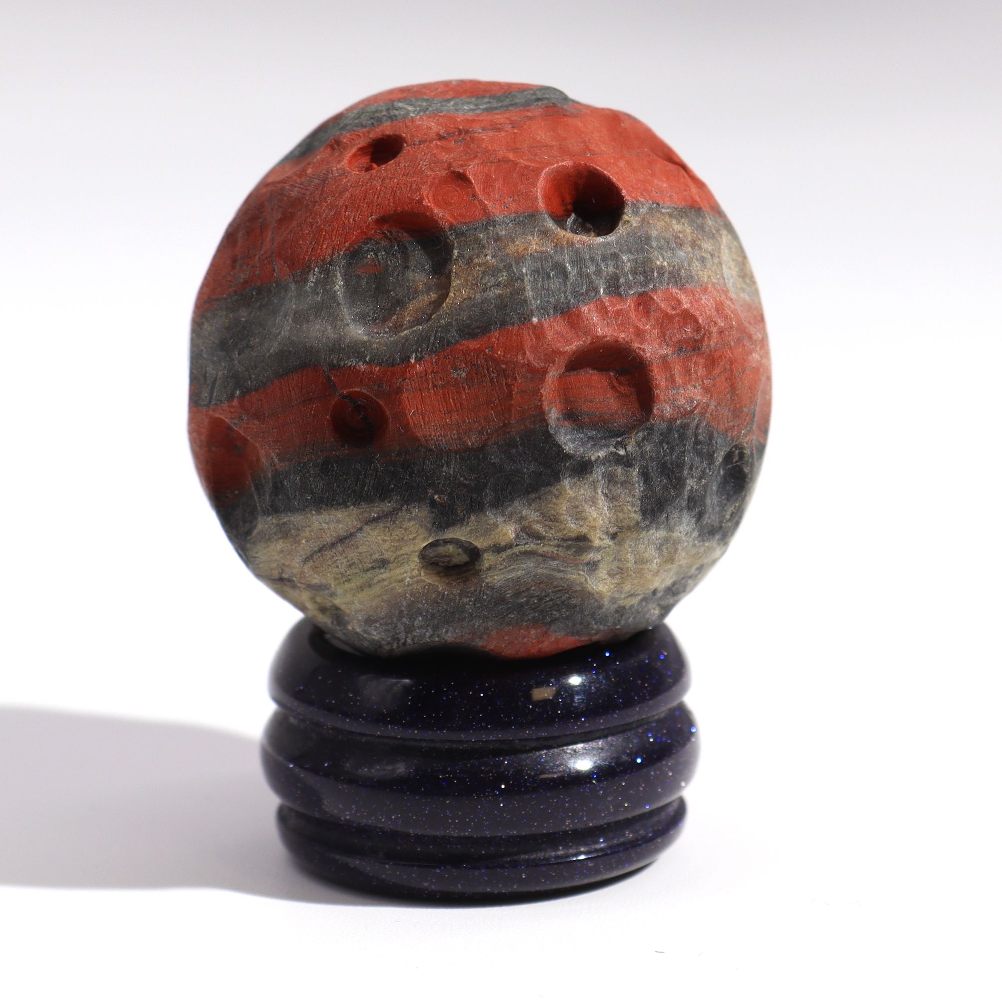 bG9jYWw6Ly9tZWRpYS85Ui9BRS82MFIzMEMxRzZXU0tBRTlSLzdlNzdhNzM5LmpwZWc.jpg Red Jasper Planet on a Sola Goldstone Stand (MARS)