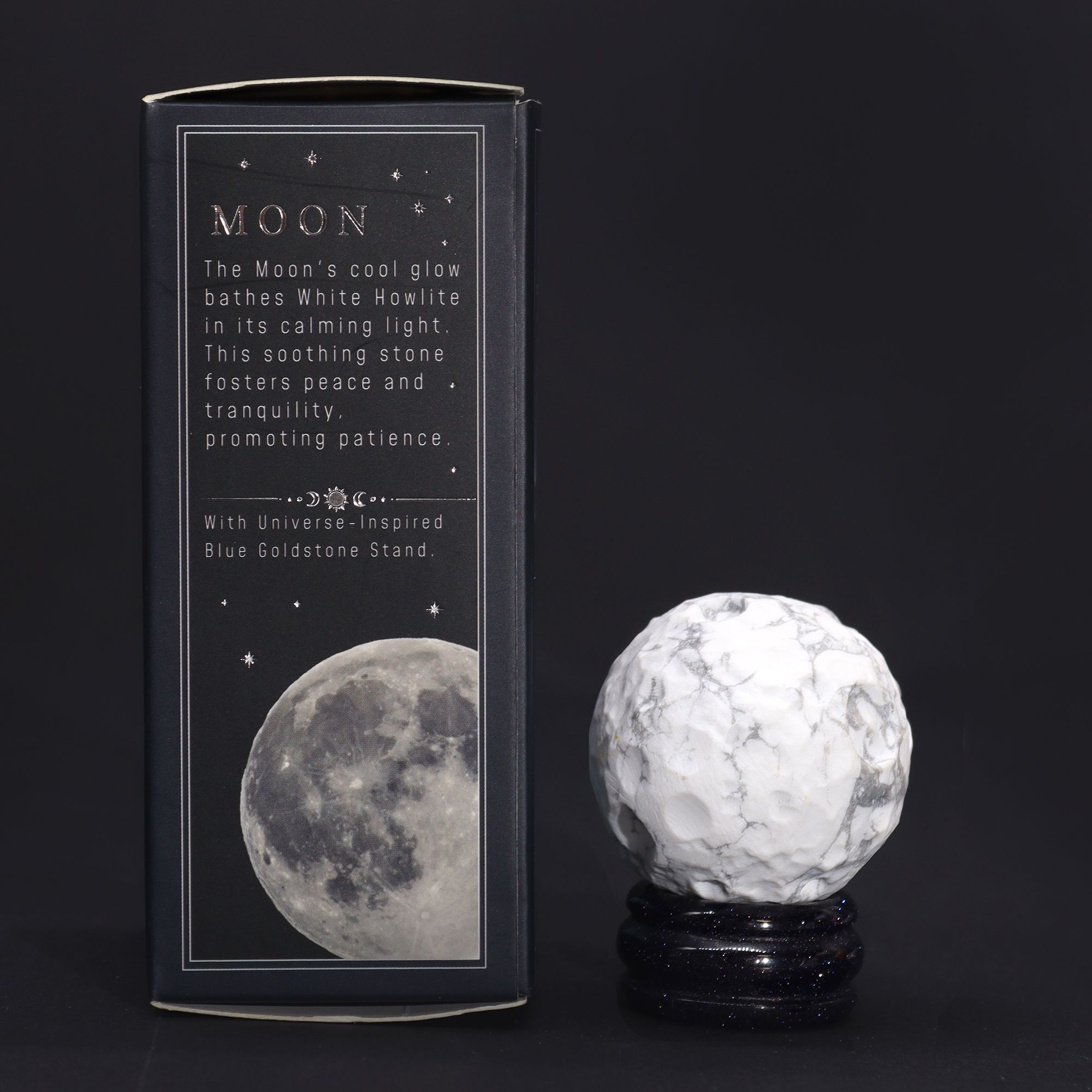 bG9jYWw6Ly9tZWRpYS8xSy9DQy82MFIzMEMxRzZXU0tDQzFLLzczMDZmYTM0LmpwZWc-1.jpg White Howlite Planet on a Sola Goldstone Stand (MOON)