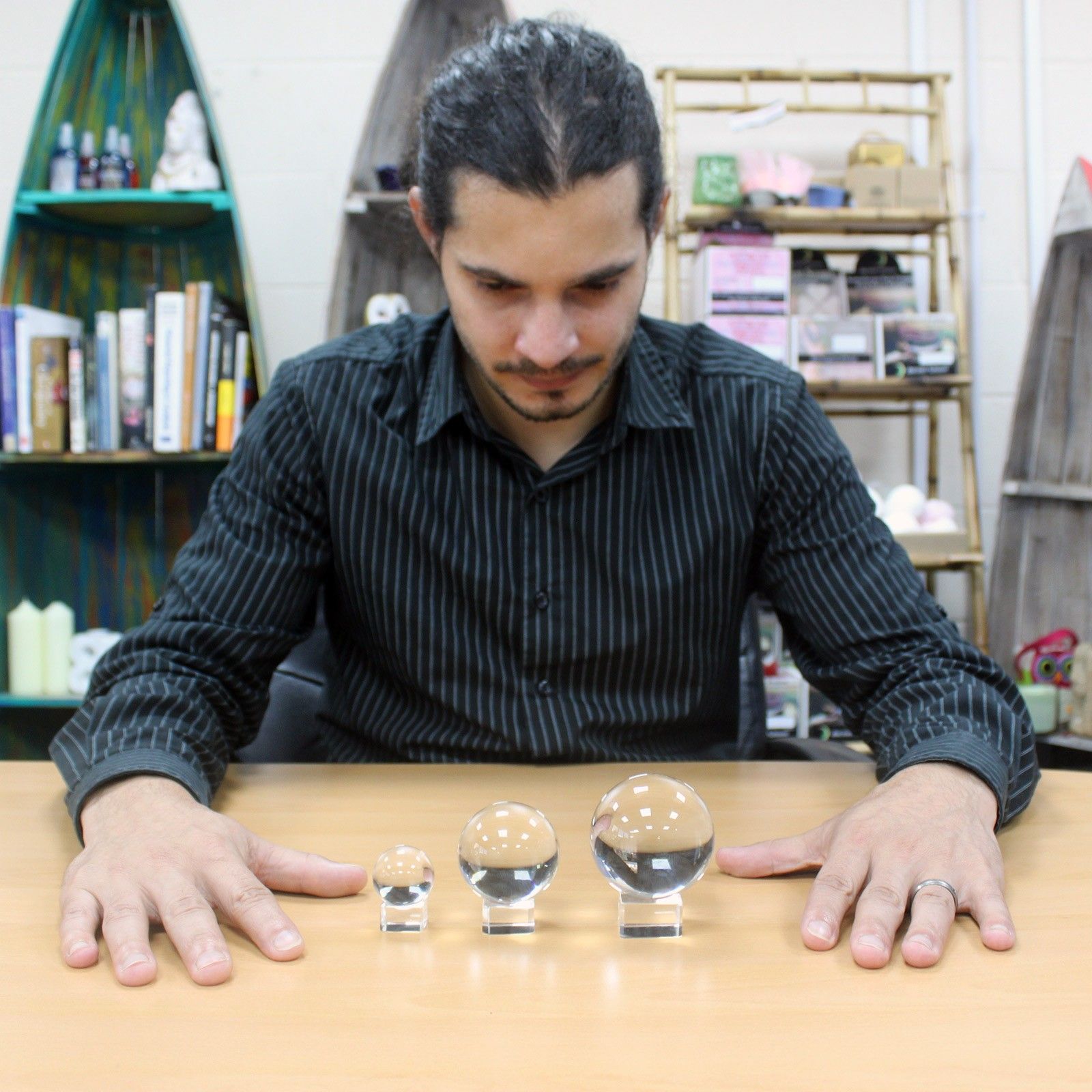 bG9jYWw6Ly9tZWRpYS85Si8wQy82MFIzMEMxRzZHVkswQzlKLzVhZmYzOWNkLmpwZWc-1.jpg Crystal Ball on Stand 40mm