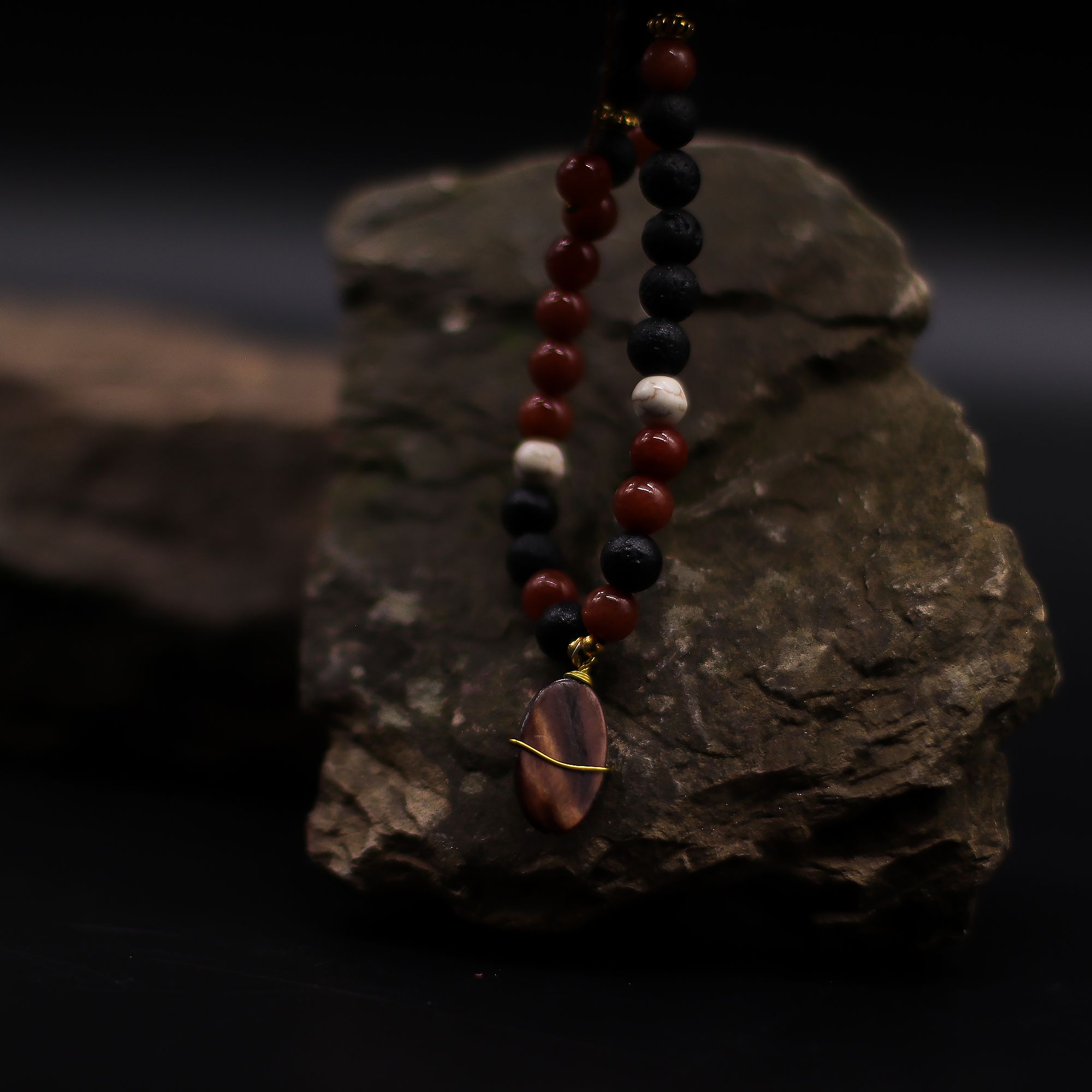 bG9jYWw6Ly9tZWRpYS9TUC9DQy82MFIzMEMxSjY0UktDQ1NQLzMyNjA2MzA4LmpwZw.jpg Essence of the Volcano Necklace - Protection